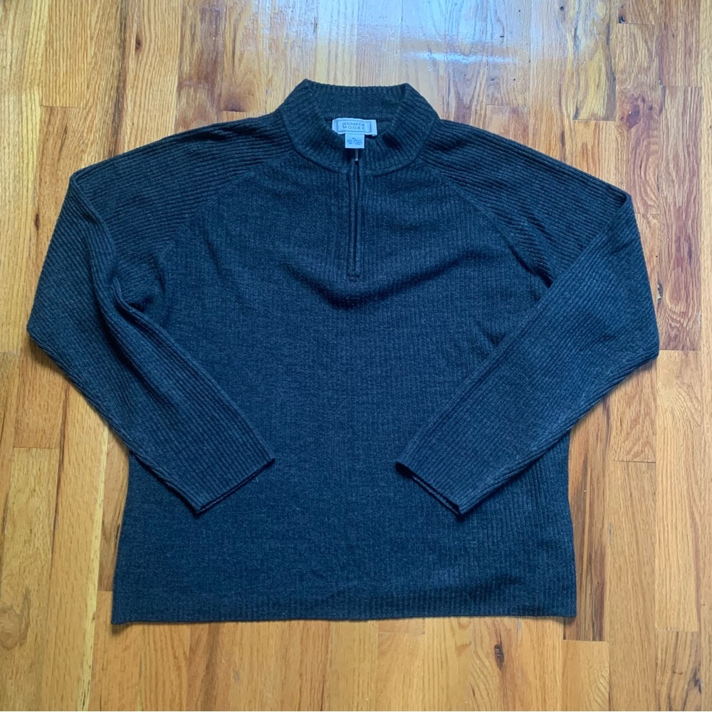 Jennifer Moore gray quarter zip size XL